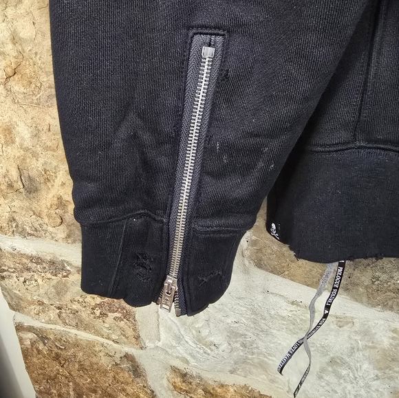 Mastermind World Distressed Skull 20th Sweater Shirt - Picture 9 of 12